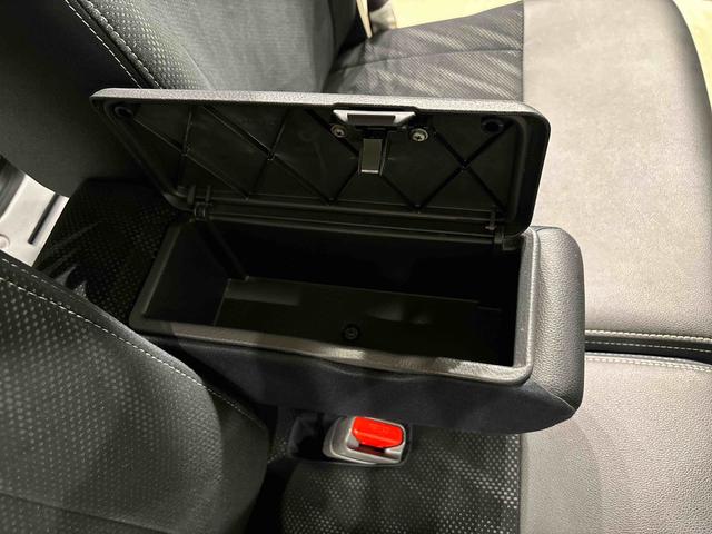 タントカスタムＸ　トップエディションＶＳ　ＳＡIIIＬＥＤヘッドライト・フォグランプ　オートエアコン　両側電動スライドドア　電動格納ドアミラー　アイドリングストップ　キーフリーシステム　アルミホイールタイヤ（広島県）の中古車