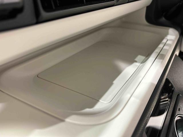 ムーヴキャンバスストライプスGLEDオートライト・フォグランプ 電動パーキングブレーキ プッシュボタンスタート セキュリティアラーム バックカメラ 両側パワースライドドアウエルカムオープン機能 オート電動格納式ドアミラー(広島県)の中古車