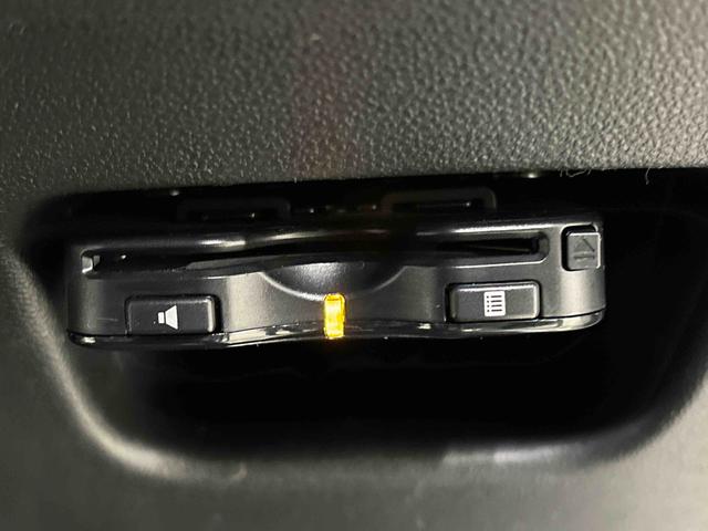 ムーヴカスタム XETC LEDオートハイビーム・フォグランプ 運転席シートヒーター アルミホイール オートライト プッシュボタンスタート セキュリティアラーム(広島県)の中古車