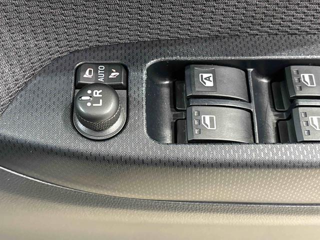 ムーヴカスタム XETC LEDオートハイビーム・フォグランプ 運転席シートヒーター アルミホイール オートライト プッシュボタンスタート セキュリティアラーム(広島県)の中古車