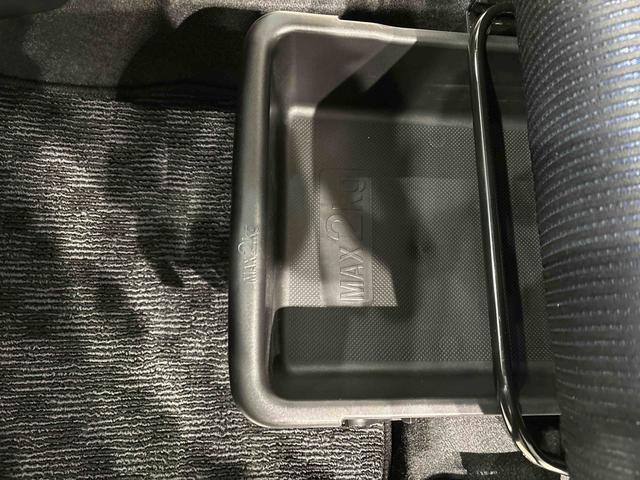 ムーヴカスタム XETC LEDオートハイビーム・フォグランプ 運転席シートヒーター アルミホイール オートライト プッシュボタンスタート セキュリティアラーム(広島県)の中古車