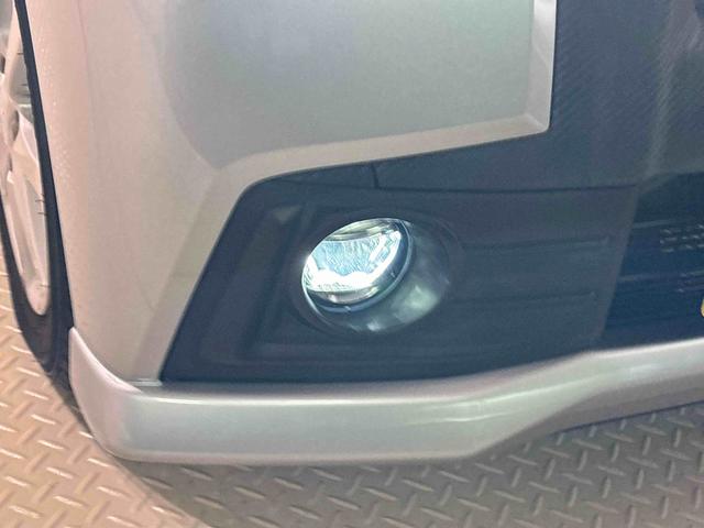 ムーヴカスタム XETC LEDオートハイビーム・フォグランプ 運転席シートヒーター アルミホイール オートライト プッシュボタンスタート セキュリティアラーム(広島県)の中古車