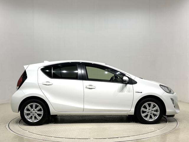 アクアＧ　　ナビ　　バックモニター　　ＥＴＣ　　ドライブレコーダーナビ　　バックモニター　　ＥＴＣ　　ドライブレコーダー　　　　　　　　　　　　　　　　　　　ＬＥＤヘッドライト・フォグランプ　　シートヒーター　プッシュボタンスタート（広島県）の中古車