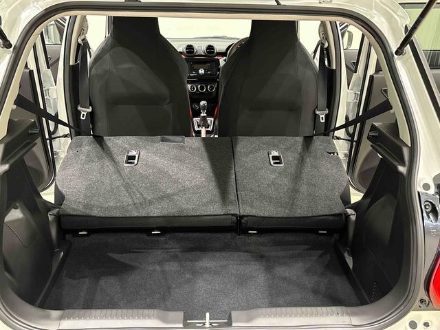 スイフトスポーツベースグレード CD 6速マニュアル LEDヘッドライトCDステレオ 6速マニュアル プッシュボタンスタート シートヒーター オートエアコン LEDヘッドライト フォグランプ コーナーセンサー(広島県)の中古車