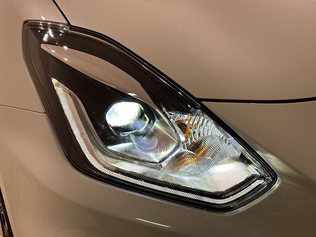 スイフトスポーツベースグレード CD 6速マニュアル LEDヘッドライトCDステレオ 6速マニュアル プッシュボタンスタート シートヒーター オートエアコン LEDヘッドライト フォグランプ コーナーセンサー(広島県)の中古車