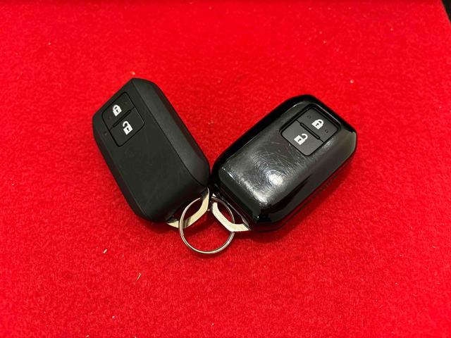 スイフトスポーツベースグレード CD 6速マニュアル LEDヘッドライトCDステレオ 6速マニュアル プッシュボタンスタート シートヒーター オートエアコン LEDヘッドライト フォグランプ コーナーセンサー(広島県)の中古車