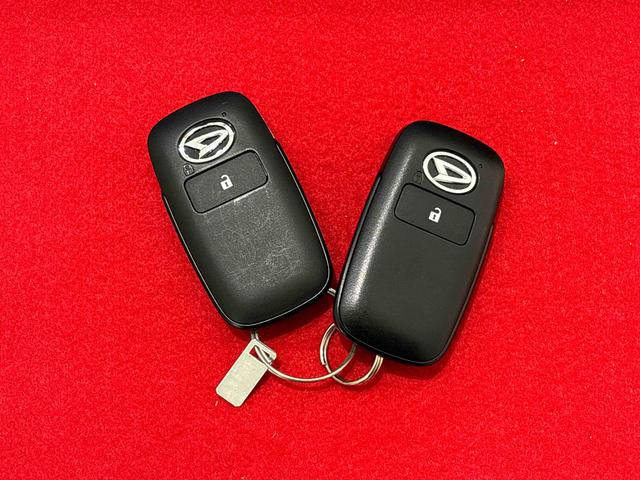 タフトG バックモニター ナビ ETC車載器 ドライブレコーダースカイフィールトップ LEDオートライト オートハイビーム フロントフォグランプ 運転席/助手席シートヒーター プッシュボタンスタート キーフリーシステム 電動パーキングブレーキ アルミホイール(広島県)の中古車