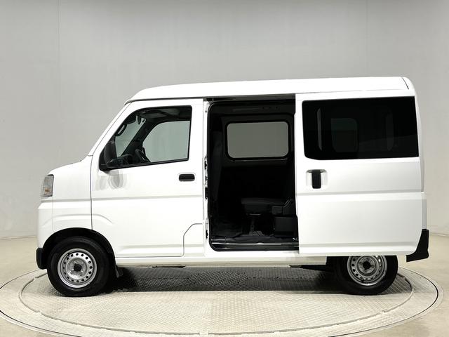 ハイゼットカーゴDXキーレスエントリー マニュアルエアコン 運転席・助手席パワーウインドウ オートライト ハンド式サイドブレーキ ハロゲンヘッドライト アイドリングストップ機能 テンパータイヤ(広島県)の中古車