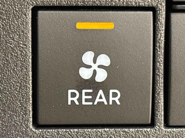 ハイゼットカーゴDXキーレスエントリー マニュアルエアコン 運転席・助手席パワーウインドウ オートライト ハンド式サイドブレーキ ハロゲンヘッドライト アイドリングストップ機能 テンパータイヤ(広島県)の中古車