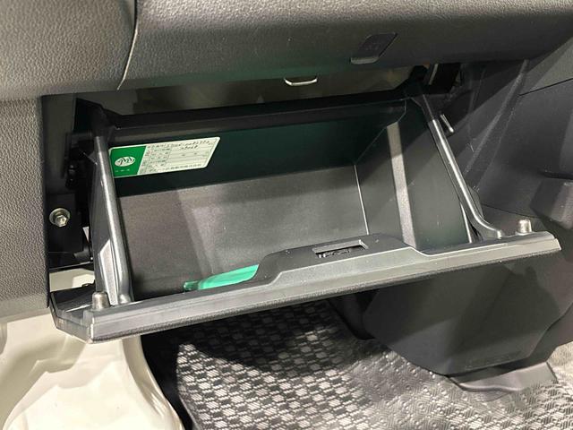 ハイゼットカーゴDXキーレスエントリー マニュアルエアコン 運転席・助手席パワーウインドウ オートライト ハンド式サイドブレーキ ハロゲンヘッドライト アイドリングストップ機能 テンパータイヤ(広島県)の中古車