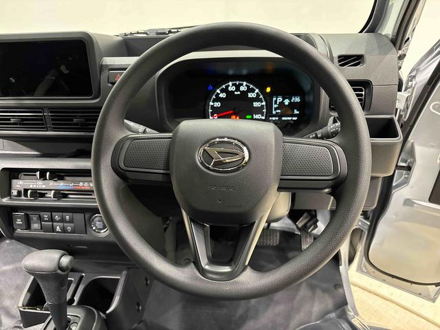 ハイゼットトラックジャンボエクストラ 電動格納式ドアミラー パワーウインドウ4WD LEDヘッドランプ(専用意匠)オーバーヘッドシェルフ プッシュボタンスタート キーフリーシステム スペアタイヤ LED大型荷台作業灯 スモークドガラス(クォーターウインドウ)(広島県)の中古車