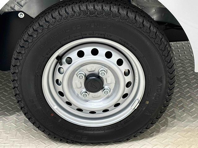 ハイゼットトラックジャンボエクストラ 電動格納式ドアミラー パワーウインドウ4WD LEDヘッドランプ(専用意匠)オーバーヘッドシェルフ プッシュボタンスタート キーフリーシステム スペアタイヤ LED大型荷台作業灯 スモークドガラス(クォーターウインドウ)(広島県)の中古車