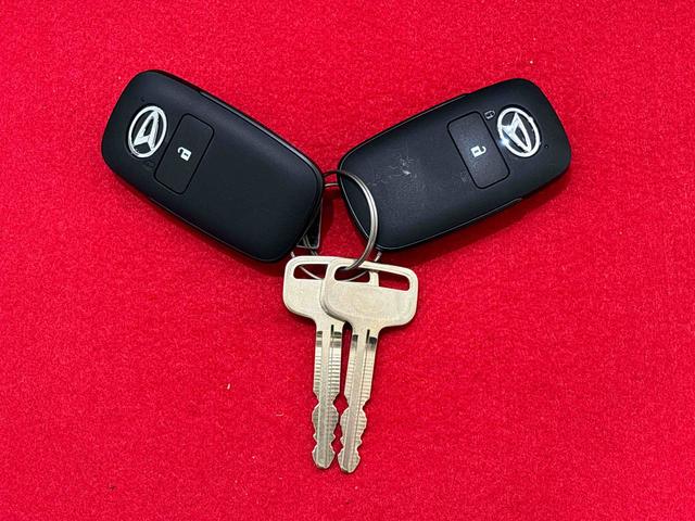 ハイゼットトラックジャンボエクストラ 電動格納式ドアミラー パワーウインドウ4WD LEDヘッドランプ(専用意匠)オーバーヘッドシェルフ プッシュボタンスタート キーフリーシステム スペアタイヤ LED大型荷台作業灯 スモークドガラス(クォーターウインドウ)(広島県)の中古車