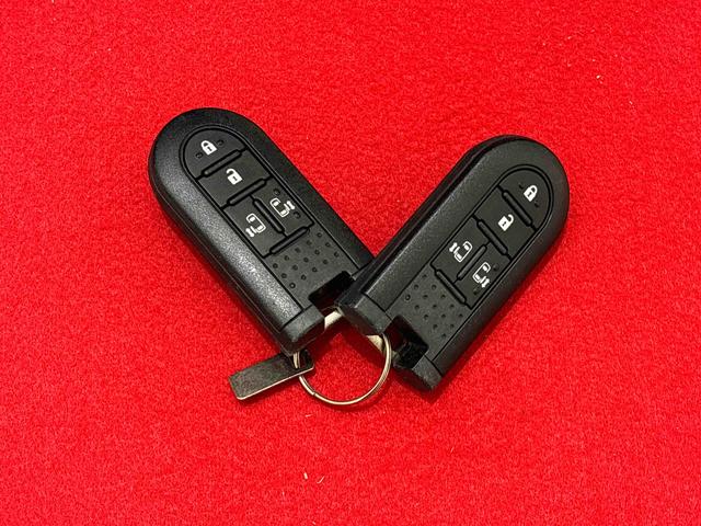 ムーヴキャンバスXブラックインテリアリミテッドSAIII パノラマモニターハロゲンライト 置き楽ボックス オートライト プッシュボタンスタート セキュリティアラーム 両側スライドドア キーフリーシステム(広島県)の中古車