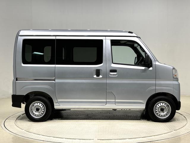 ハイゼットカーゴＤＸハロゲンヘッドランプ　　荷室ランプ　コーナーセンサー　ＡＭ・ＦＭラジオ　テンパータイヤ　キーレスエントリー　オーバーヘッドシェルフ（広島県）の中古車