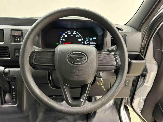 ハイゼットカーゴＤＸハロゲンヘッドランプ　　荷室ランプ　コーナーセンサー　ＡＭ・ＦＭラジオ　テンパータイヤ　キーレスエントリー　オーバーヘッドシェルフ（広島県）の中古車