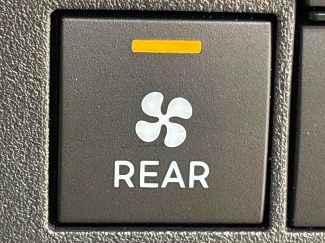 ハイゼットカーゴＤＸハロゲンヘッドランプ　　荷室ランプ　コーナーセンサー　ＡＭ・ＦＭラジオ　テンパータイヤ　キーレスエントリー　オーバーヘッドシェルフ（広島県）の中古車