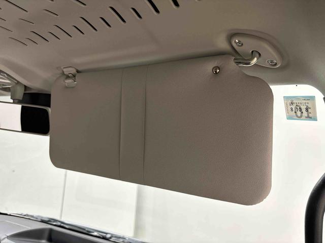 ハイゼットカーゴＤＸハロゲンヘッドランプ　　荷室ランプ　コーナーセンサー　ＡＭ・ＦＭラジオ　テンパータイヤ　キーレスエントリー　オーバーヘッドシェルフ（広島県）の中古車