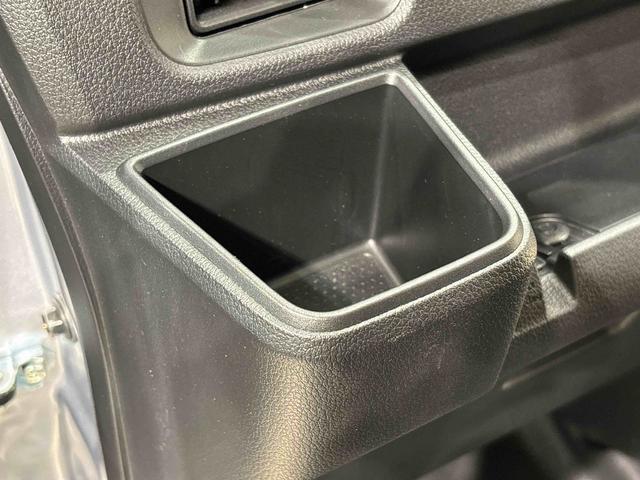 ハイゼットカーゴＤＸハロゲンヘッドランプ　　荷室ランプ　コーナーセンサー　ＡＭ・ＦＭラジオ　テンパータイヤ　キーレスエントリー　オーバーヘッドシェルフ（広島県）の中古車