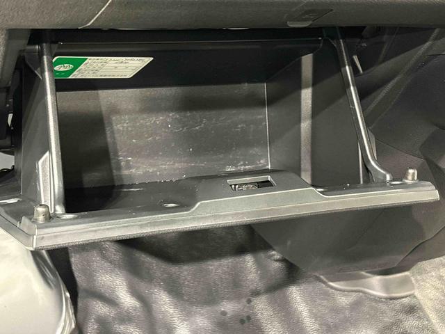 ハイゼットカーゴＤＸハロゲンヘッドランプ　　荷室ランプ　コーナーセンサー　ＡＭ・ＦＭラジオ　テンパータイヤ　キーレスエントリー　オーバーヘッドシェルフ（広島県）の中古車