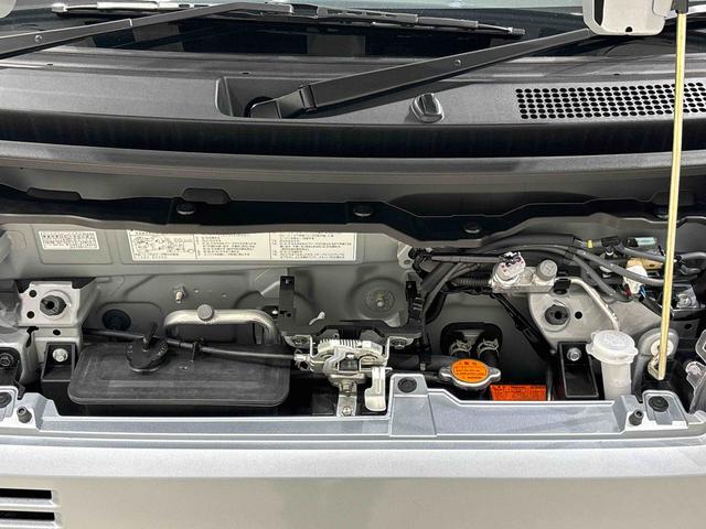 ハイゼットカーゴＤＸハロゲンヘッドランプ　　荷室ランプ　コーナーセンサー　ＡＭ・ＦＭラジオ　テンパータイヤ　キーレスエントリー　オーバーヘッドシェルフ（広島県）の中古車