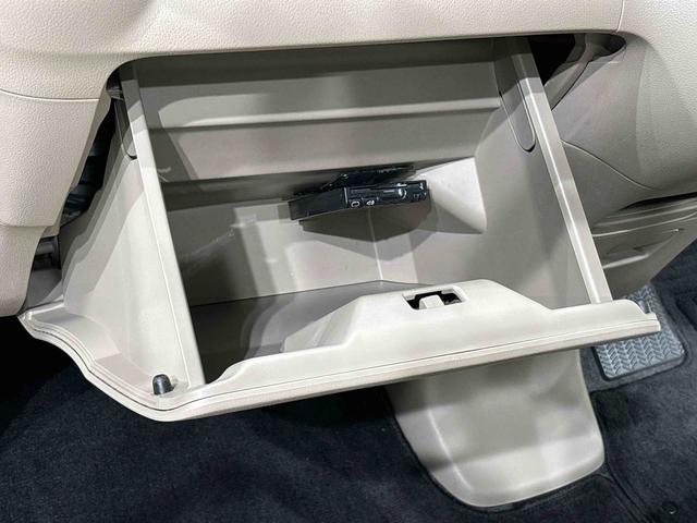 Ｎ−ＢＯＸＧナビゲーション　ＥＴＣ　プッシュスタート　マニュアルエアコン　ヘッドライトレベリング　電動格納式ドアミラー　横滑り防止装置　キーフリーシステム（広島県）の中古車