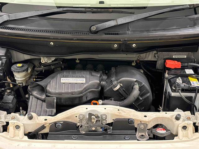 Ｎ−ＢＯＸＧナビゲーション　ＥＴＣ　プッシュスタート　マニュアルエアコン　ヘッドライトレベリング　電動格納式ドアミラー　横滑り防止装置　キーフリーシステム（広島県）の中古車