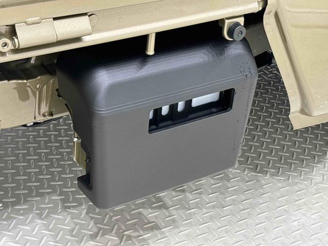 ハイゼットトラックジャンボエクストラ CVT 4WD プッシュボタンスタートプッシュボタンスタート パワーウインドー 電動格納式ドアミラー ガードフレーム 格納式テールゲートチェーン LEDへッドランプ LEDフォグランプ スペアタイヤ(広島県)の中古車