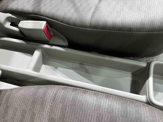 エブリイＰＡリミテッドナビゲーション　バックカメラ　ＥＴＣ　マニュアルエアコン　キーレスエントリー　ヘッドライトレベリング　セキュリティーアラーム　横滑り防止（広島県）の中古車