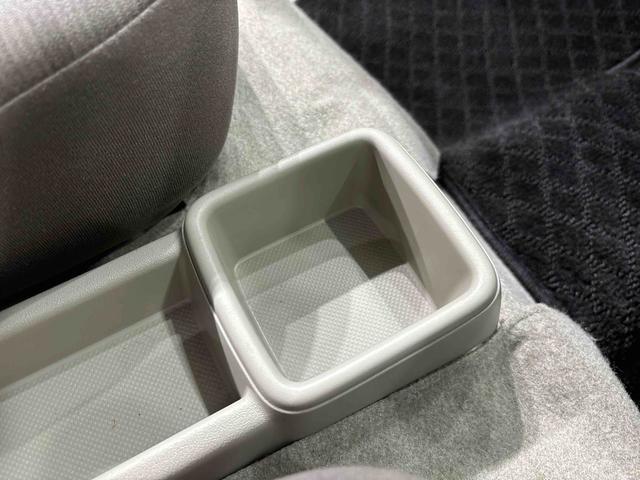 エブリイＰＡリミテッドナビゲーション　バックカメラ　ＥＴＣ　マニュアルエアコン　キーレスエントリー　ヘッドライトレベリング　セキュリティーアラーム　横滑り防止（広島県）の中古車