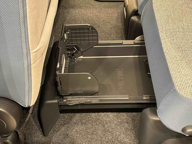 ムーヴキャンバスストライプスＧ　電子パーキング　　両側パワースライドドアＬＥＤオートライト・フォグランプ　電動パーキングブレーキ　プッシュボタンスタート　セキュリティアラーム　バックカメラ　両側パワースライドドアウエルカムオープン機能　オート電動格納式ドアミラー（広島県）の中古車