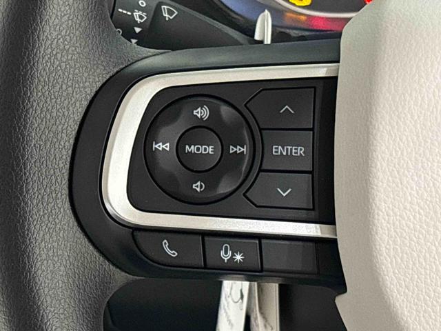 ムーヴキャンバスストライプスＧ　ＬＥＤオートライトＬＥＤオートライト・フォグランプ　電動パーキングブレーキ　プッシュボタンスタート　セキュリティアラーム　バックカメラ　両側パワースライドドアウエルカムオープン機能　オート電動格納式ドアミラー（広島県）の中古車