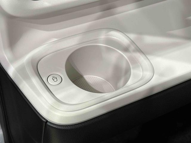 ムーヴキャンバスストライプスＧターボ　運転席・助手席シートヒーター純正ナビ装着用アップグレードパック　両側電動スライドドア　電動パーキングブレーキ　オートブレーキホールド機能　運転席シートリフター　チルトステアリング　キーフリーシステム（広島県）の中古車