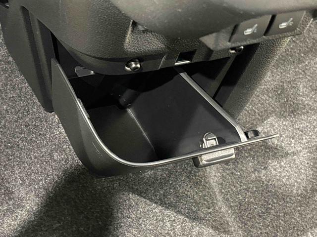 ムーヴキャンバスストライプスＧターボ　運転席・助手席シートヒーター純正ナビ装着用アップグレードパック　両側電動スライドドア　電動パーキングブレーキ　オートブレーキホールド機能　運転席シートリフター　チルトステアリング　キーフリーシステム（広島県）の中古車