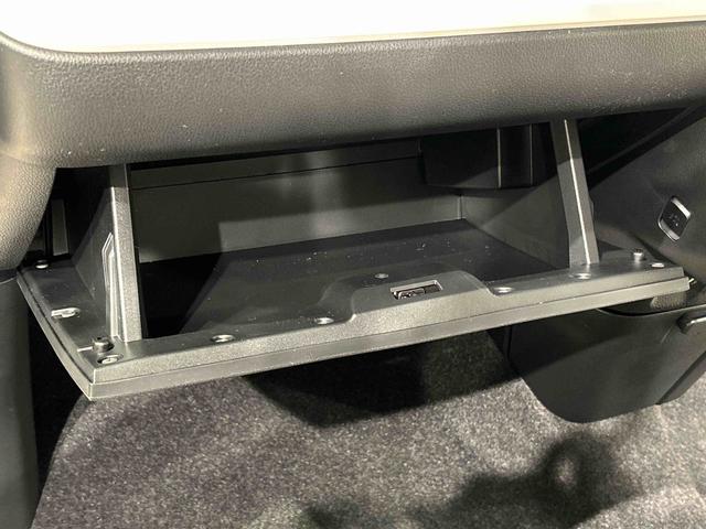 ムーヴキャンバスストライプスＧターボ　運転席・助手席シートヒーター純正ナビ装着用アップグレードパック　両側電動スライドドア　電動パーキングブレーキ　オートブレーキホールド機能　運転席シートリフター　チルトステアリング　キーフリーシステム（広島県）の中古車