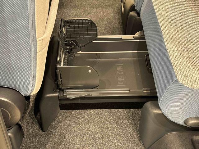 ムーヴキャンバスストライプスＧターボ　運転席・助手席シートヒーター純正ナビ装着用アップグレードパック　両側電動スライドドア　電動パーキングブレーキ　オートブレーキホールド機能　運転席シートリフター　チルトステアリング　キーフリーシステム（広島県）の中古車