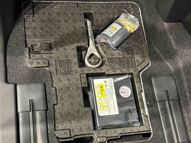 タントカスタムＲＳ　　両側パワースライドドア　ＬＥＤヘッドライトＬＥＤオートライト　パワースライドドアウェルカムオープン機能　電動パーキングブレーキ　運転席助手席シートヒーター　アルミホイール　キーフリーシステム　　オート電動格納式ドアミラー（広島県）の中古車