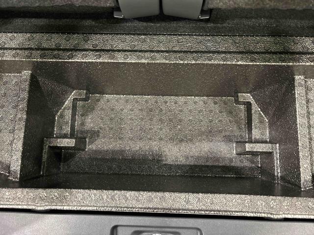 タントカスタムＲＳ　　両側パワースライドドア　ＬＥＤヘッドライトＬＥＤオートライト　パワースライドドアウェルカムオープン機能　電動パーキングブレーキ　運転席助手席シートヒーター　アルミホイール　キーフリーシステム　　オート電動格納式ドアミラー（広島県）の中古車