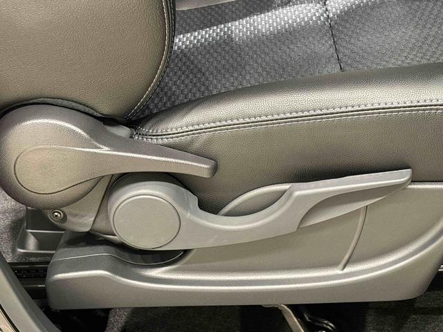 タントカスタムＲＳＬＥＤオートライト　パワースライドドアウェルカムオープン機能　オート電動格納式ドアミラー　助手席ロングスライド　助手席イージークローザー　アルミホイール　キーフリーシステム（広島県）の中古車