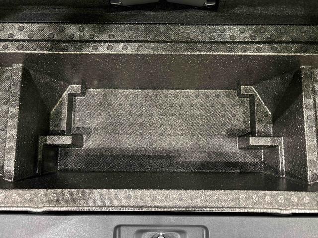 タントカスタムＲＳＬＥＤオートライト　パワースライドドアウェルカムオープン機能　オート電動格納式ドアミラー　助手席ロングスライド　助手席イージークローザー　アルミホイール　キーフリーシステム（広島県）の中古車