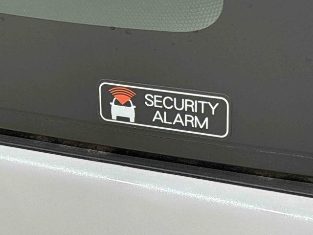 ムーヴキャンバスストライプスＧターボ　バックモニター対応　シートヒーターＬＥＤオートライト・フォグランプ　電動パーキングブレーキ　プッシュボタンスタート　セキュリティアラーム　バックカメラ　両側パワースライドドアウエルカムオープン機能　オート電動格納式ドアミラー（広島県）の中古車