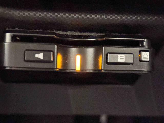 ロッキーG ナビ パノラマバックカメラ ETC ドライブレコーダーLEDヘッドランプ・フォグランプ 全車速追従機能付アダプティブクルーズコントロール レーンキープコントロール 17インチアルミホイル シートヒーター プッシュボタンスタート ブラインドスポットモニター(広島県)の中古車