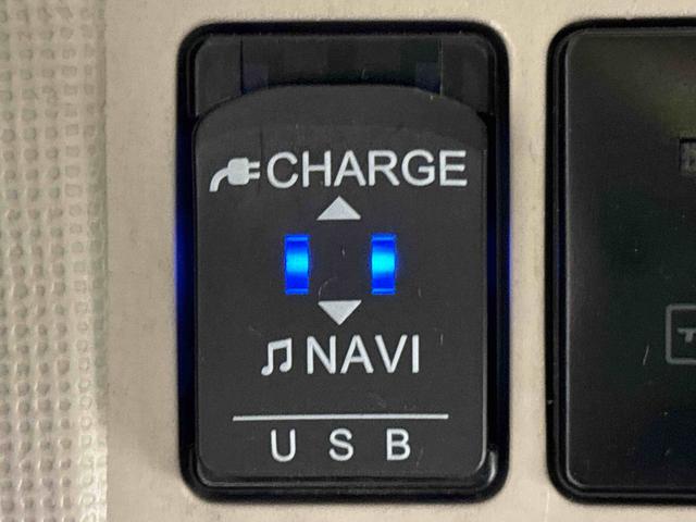 ムーヴキャンバスＧメイクアップリミテッド　ＳＡIIIＬＥＤヘッドランプ・フォグランプ　置き楽ボックス　オートライト　プッシュボタンスタート　セキュリティアラーム　パノラマモニター対応カメラ　両側パワースライドドア（広島県）の中古車