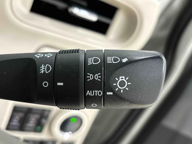 ムーヴキャンバスＧメイクアップリミテッド　ＳＡIIIＬＥＤヘッドランプ・フォグランプ　置き楽ボックス　オートライト　プッシュボタンスタート　セキュリティアラーム　パノラマモニター対応カメラ　両側パワースライドドア（広島県）の中古車