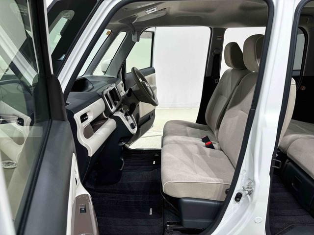 ムーヴキャンバスＧメイクアップリミテッド　ＳＡIIIＬＥＤヘッドランプ・フォグランプ　置き楽ボックス　オートライト　プッシュボタンスタート　セキュリティアラーム　パノラマモニター対応カメラ　両側パワースライドドア（広島県）の中古車