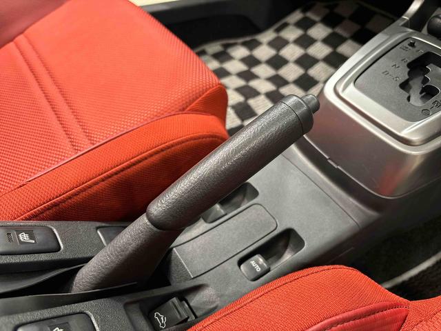 コペンセロ電動開閉式ルーフ LEDヘッドランプ ハロゲンフォグランプ 16インチタイヤ&アルミホイール プッシュボタンスタート セキュリティアラーム スタビライザー(フロント・リヤ)(広島県)の中古車