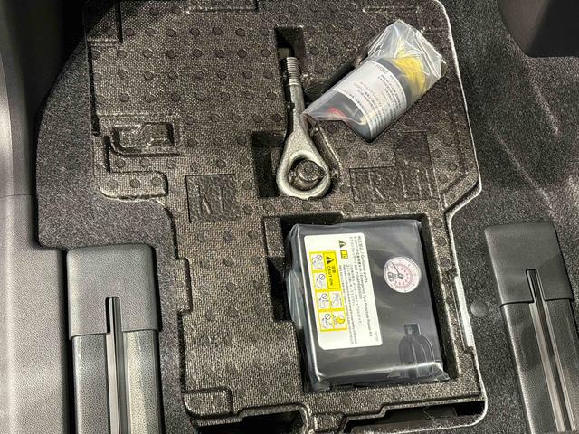 タントファンクロス　バックカメラ　電動パーキングブレーキ純正ナビ装着用アップグレードパック　電動パーキングブレーキ　オートブレーキホールド機能　リヤヒーターダクト　３６０°スーパーＵＶ＆ＩＲカットガラス　チルトステアリング　運転席シートリフター　キーフリー（広島県）の中古車