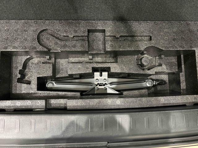 ムーヴカスタム　Ｘリミテッドキーフリーシステム　オートエアコン　電動格納式ドアミラー　セキュリティーアラーム　フォグランプ　トップシェイドガラス　アルミホイール　リヤワイパー（広島県）の中古車