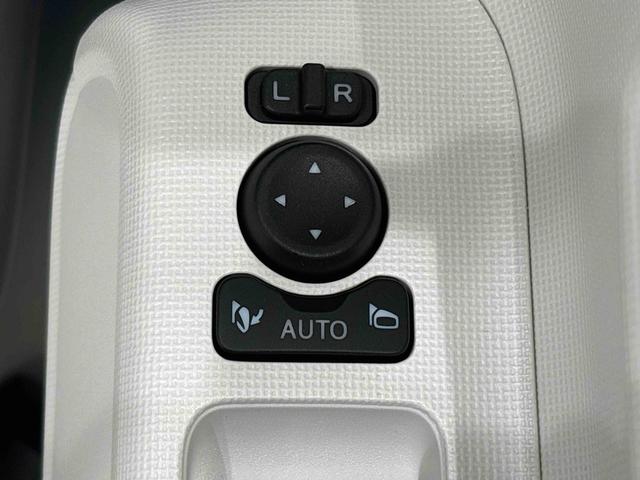 ムーヴキャンバスストライプスＧＬＥＤオートライト・フォグランプ　電動パーキングブレーキ　プッシュボタンスタート　セキュリティアラーム　バックカメラ　両側パワースライドドアウエルカムオープン機能　オート電動格納式ドアミラー（広島県）の中古車