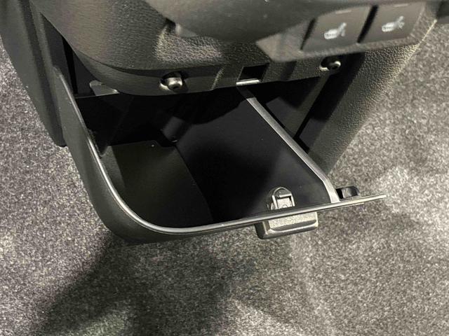 ムーヴキャンバスストライプスＧＬＥＤオートライト・フォグランプ　電動パーキングブレーキ　プッシュボタンスタート　セキュリティアラーム　バックカメラ　両側パワースライドドアウエルカムオープン機能　オート電動格納式ドアミラー（広島県）の中古車